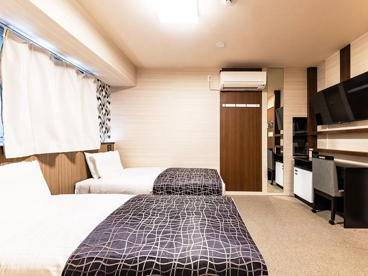 Apa Hotel Nambaminami Daikokucho Ekimae Osaka