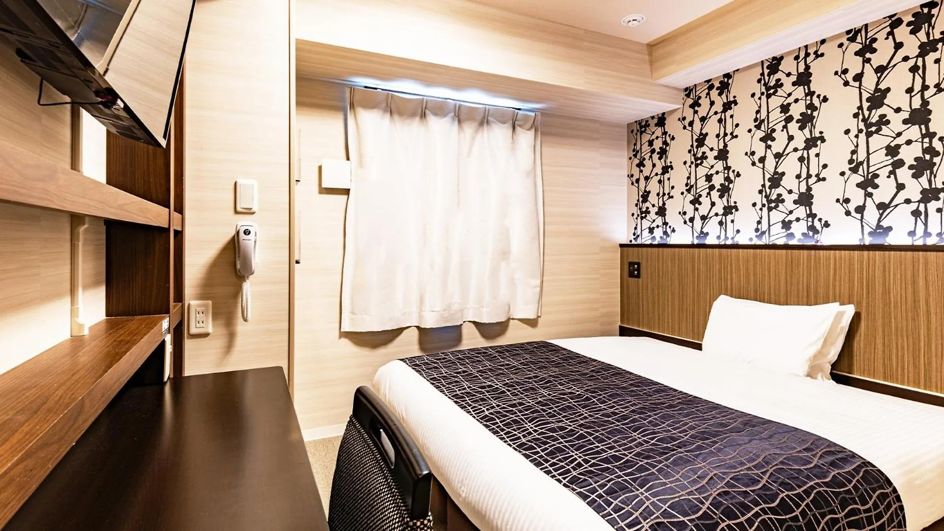 Apa Hotel Nambaminami Daikokucho Ekimae Osaka 3*,  Japón