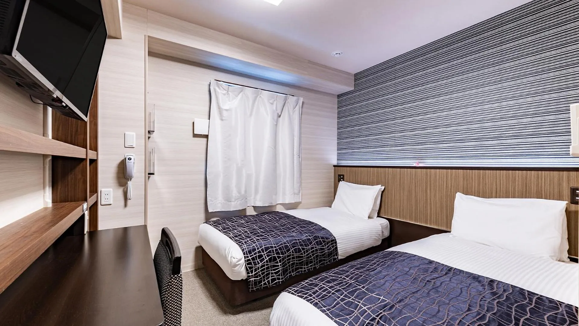 Apa Hotel Nambaminami Daikokucho Ekimae Osaka